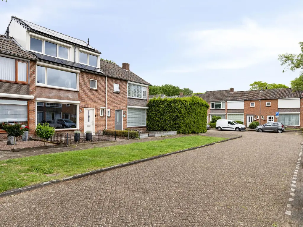 Korenbloemstraat 12, WAALWIJK
