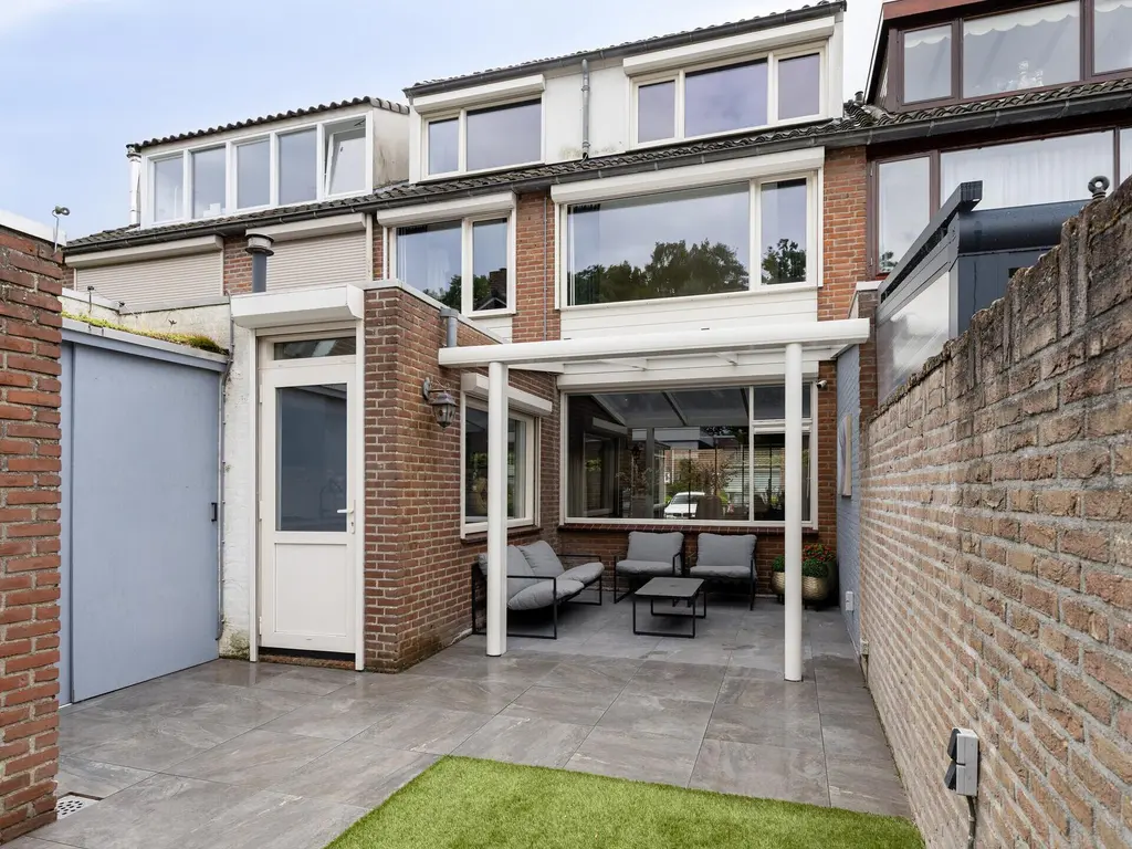Korenbloemstraat 12, WAALWIJK