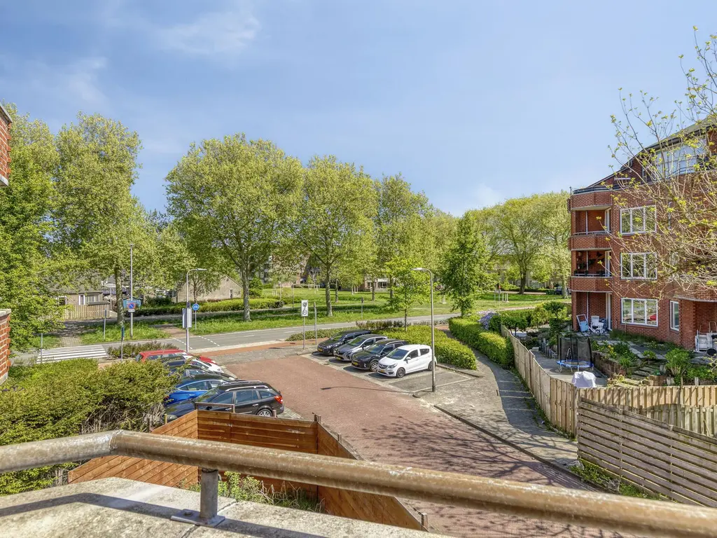 Boomberg 105, CAPELLE AAN DEN IJSSEL