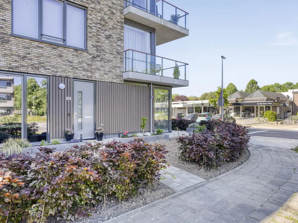 Binnenlandse Baan 106, BARENDRECHT