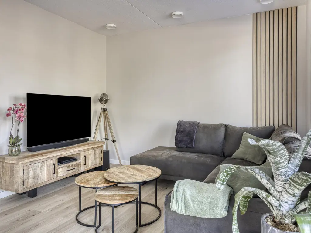 Binnenlandse Baan 106, BARENDRECHT