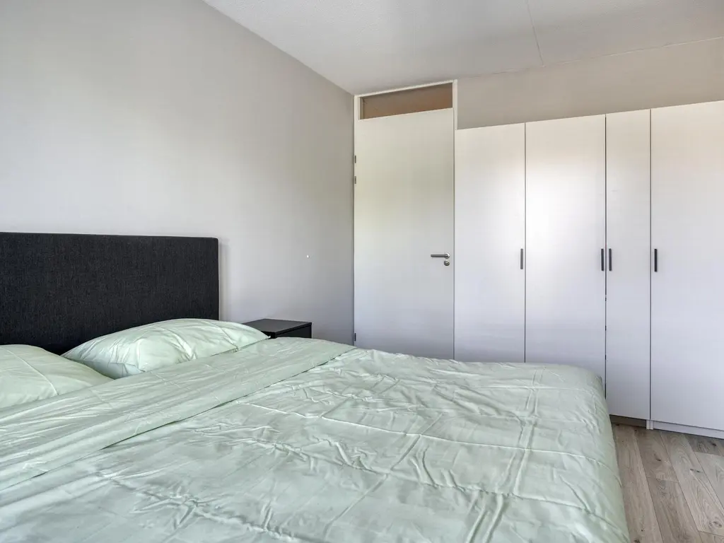 Binnenlandse Baan 106, BARENDRECHT