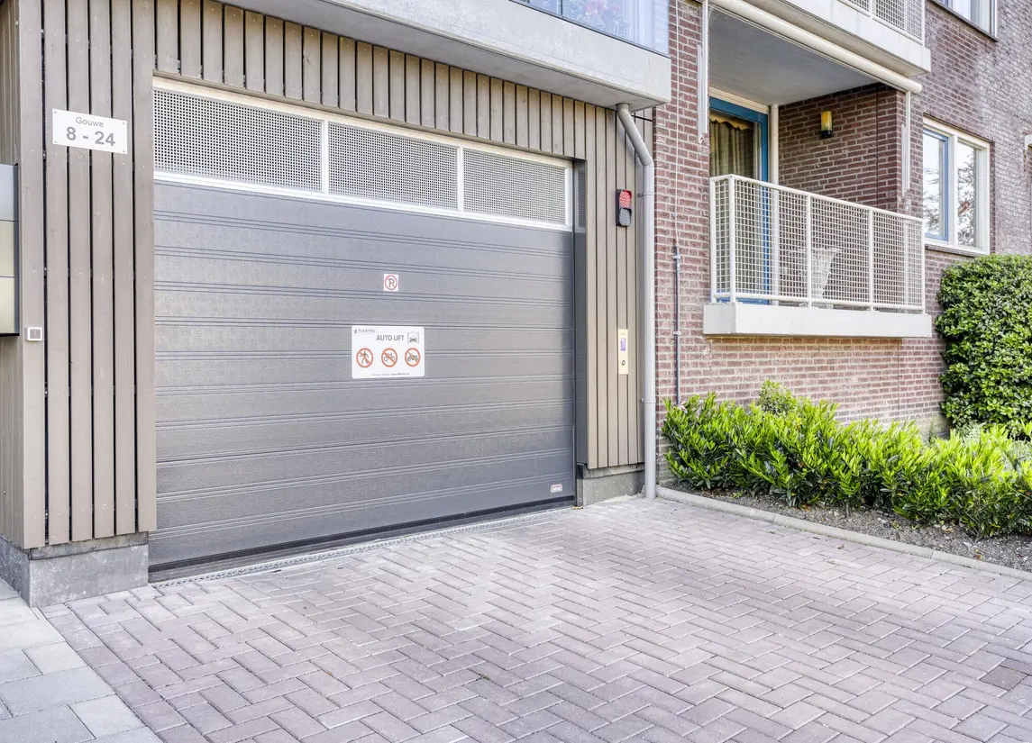 Binnenlandse Baan 106