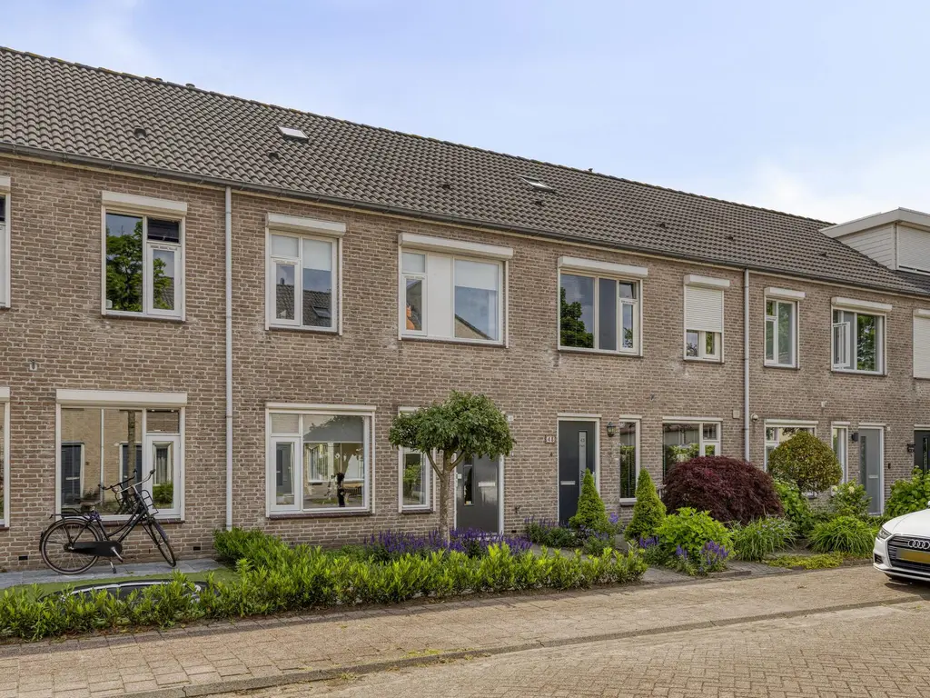 Klaverveld 41, BAVEL