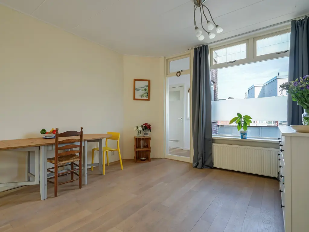 Westduinweg 85, Den Haag