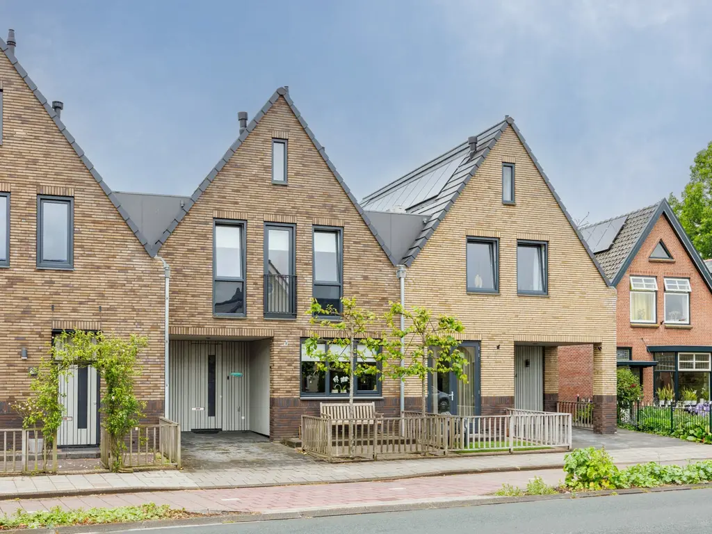Hoge Rijndijk 46, Zoeterwoude