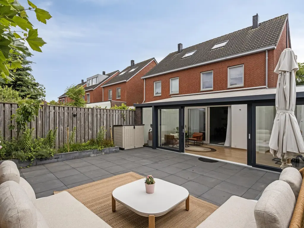 Burgemeester Gommansstraat 114, VENLO