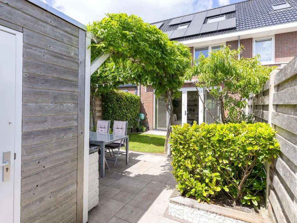 Govert Oostwoudpad 4, ZWAAG