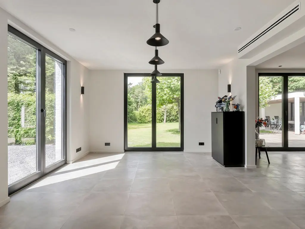 Leeuweriklaan 4  , Ravels