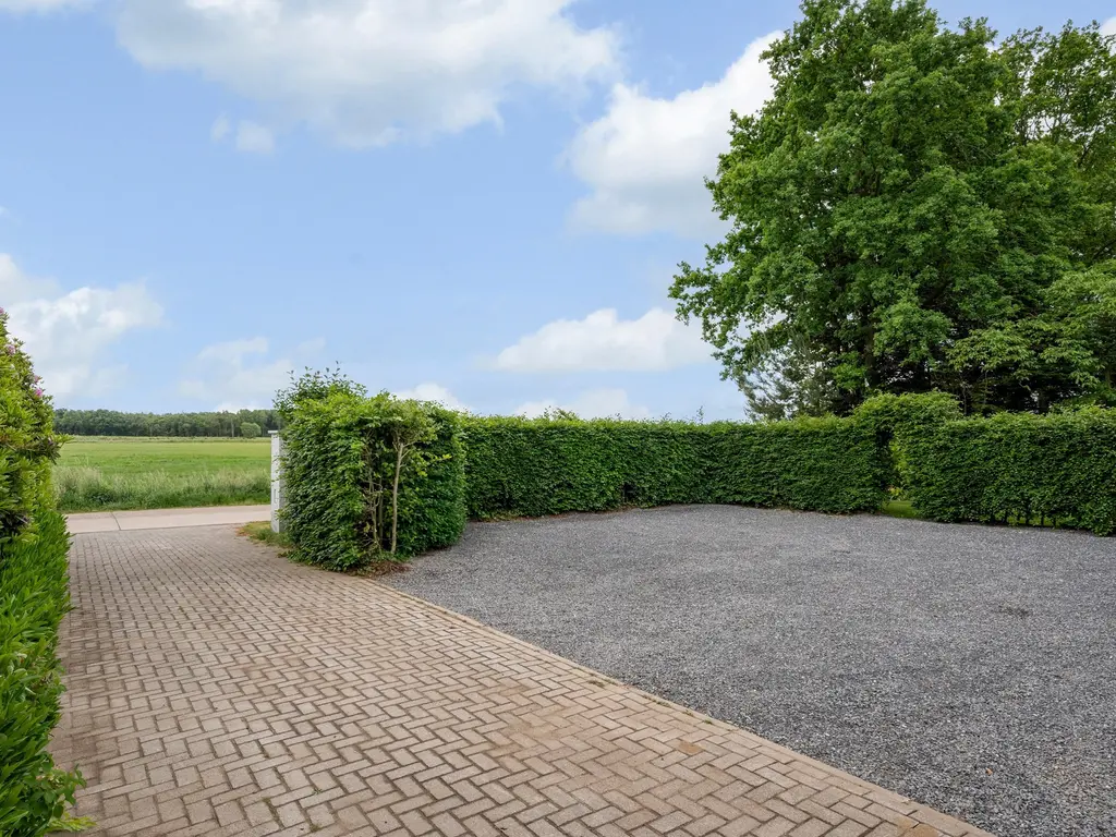 Leeuweriklaan 4  , Ravels
