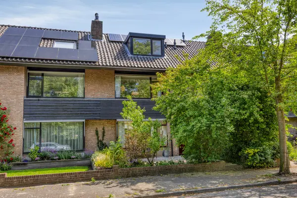 van Houdringelaan 10
