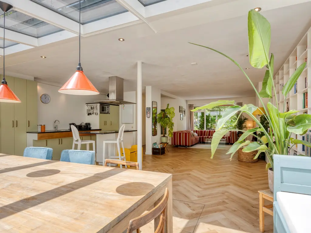 Van Houdringelaan 10, Oegstgeest