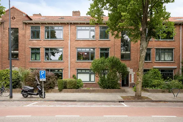 Burggravenlaan 81