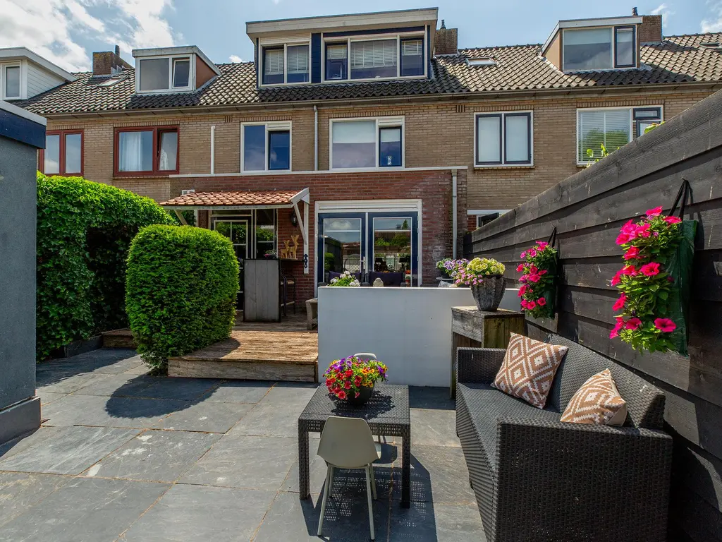 Schaatsbaan 136, BARENDRECHT