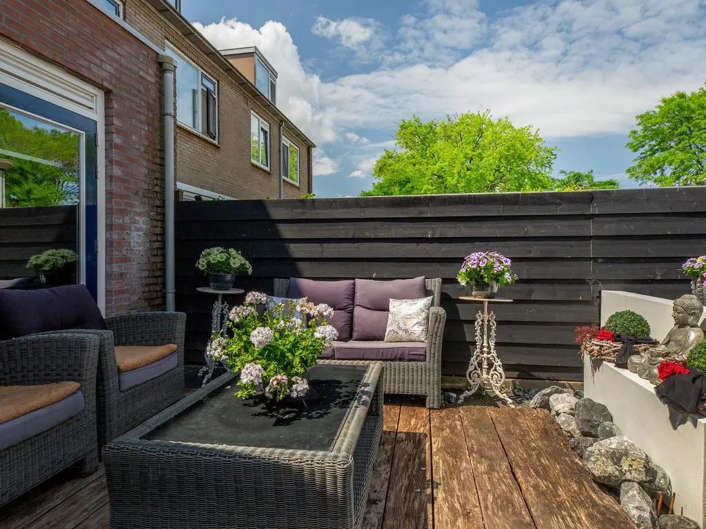 Schaatsbaan 136, BARENDRECHT