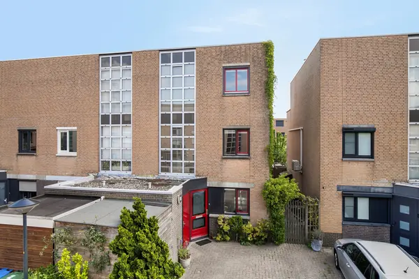 Ann Burtonstraat 13