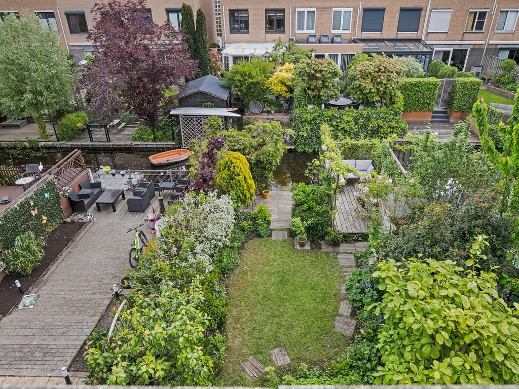 Ann Burtonstraat 13, Leiden