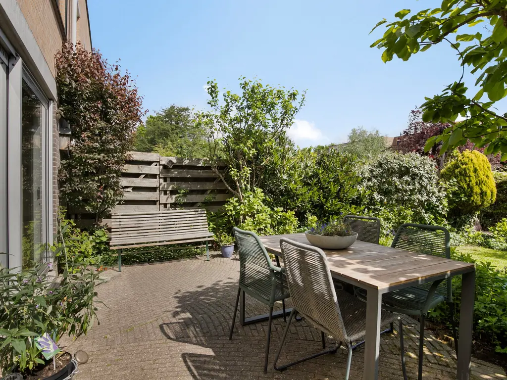 Ann Burtonstraat 13, Leiden
