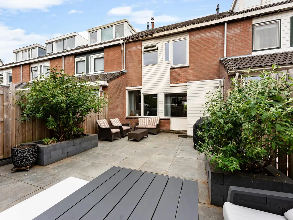 Esdoorndreef 88, VLAARDINGEN