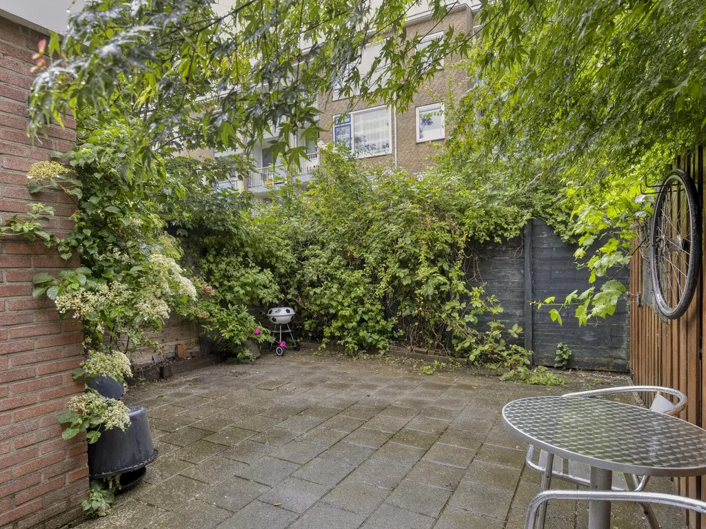 Abeelstraat 12, ZAANDAM