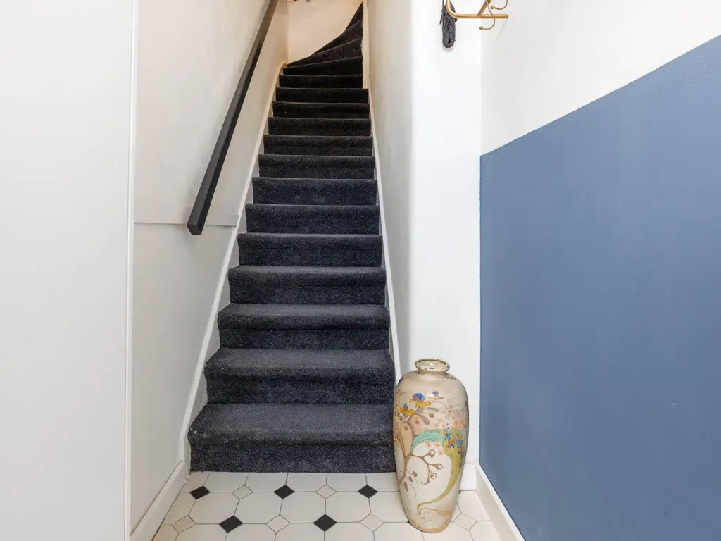 Drie Octoberstraat 15A, Leiden