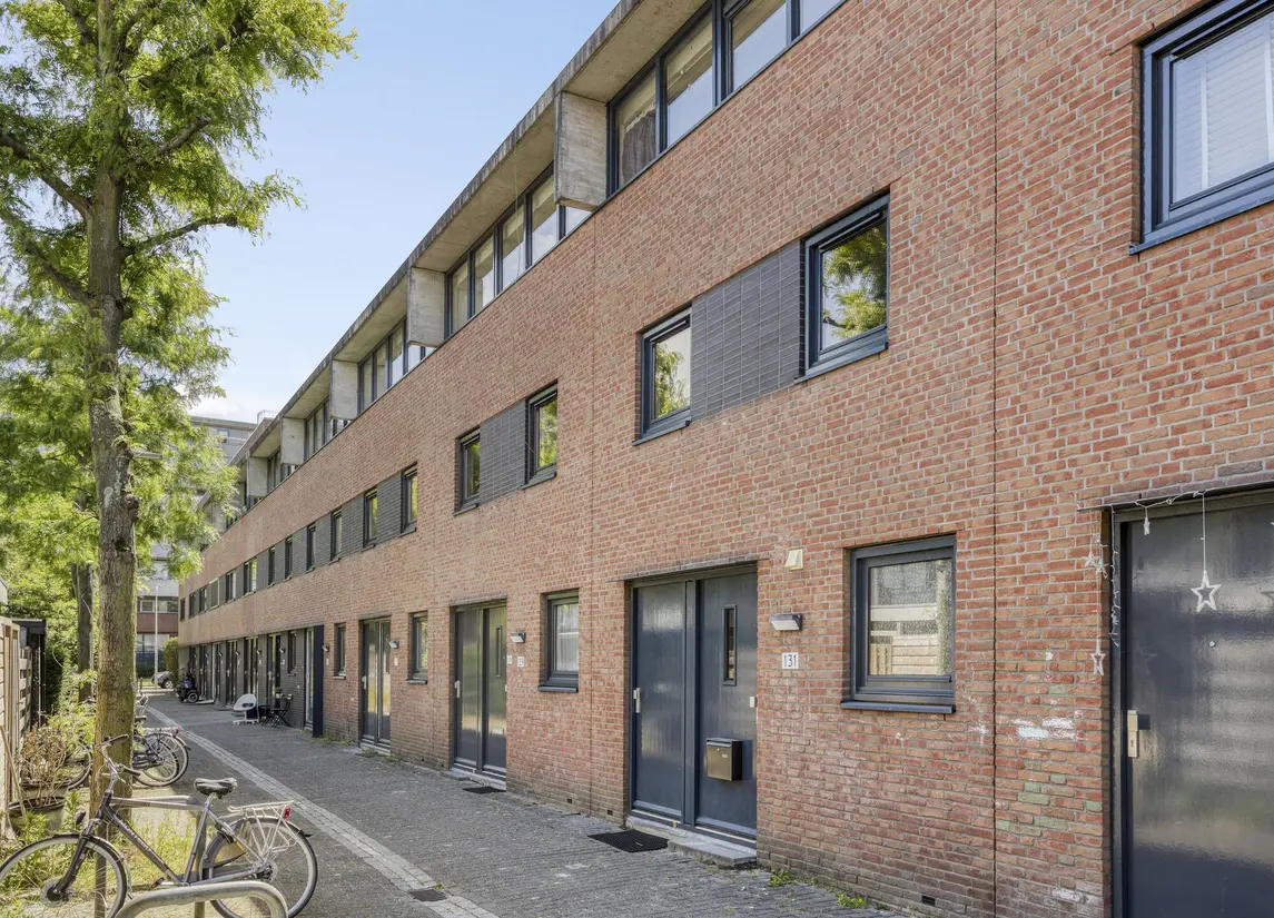 Lau Mazirellaan 131