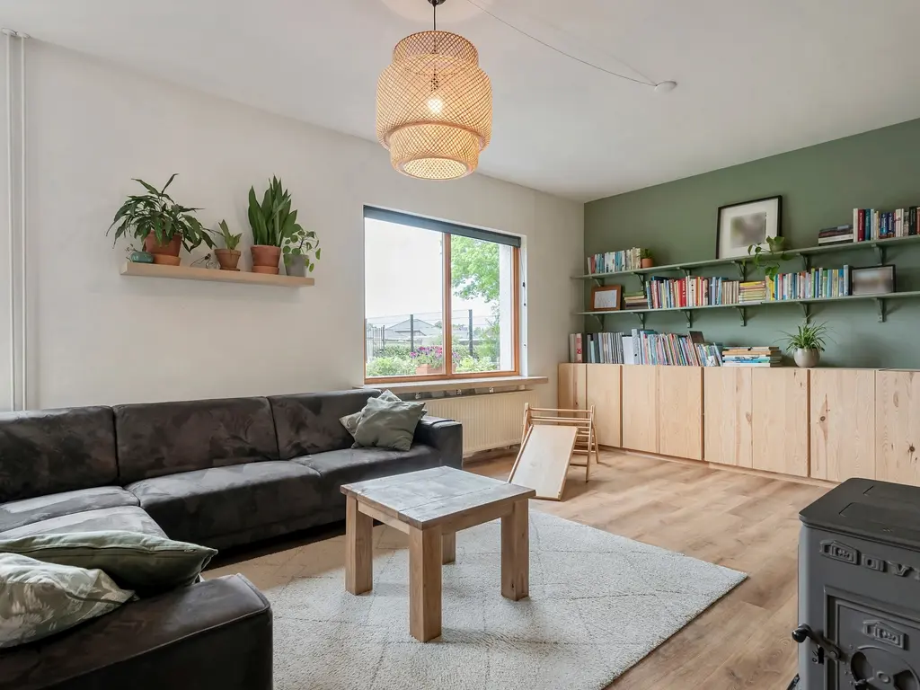 Steenweg op Ravels 183  , Oud-Turnhout