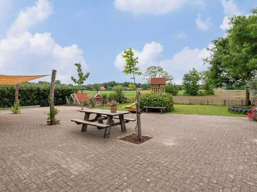 Steenweg op Ravels 183  , Oud-Turnhout