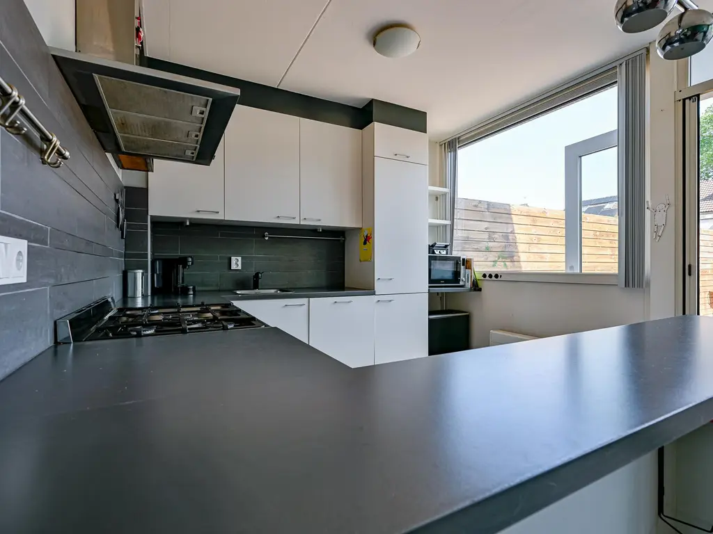 van Teylingenlaan 22, HEERHUGOWAARD