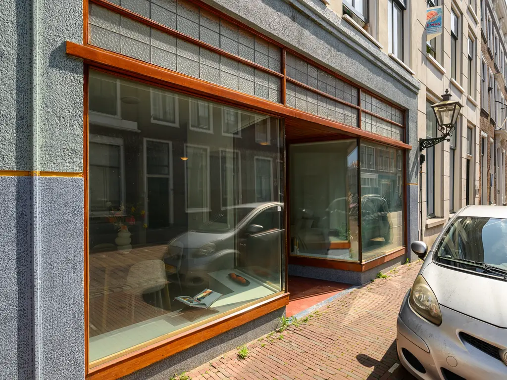 Hogewoerd 104, Leiden