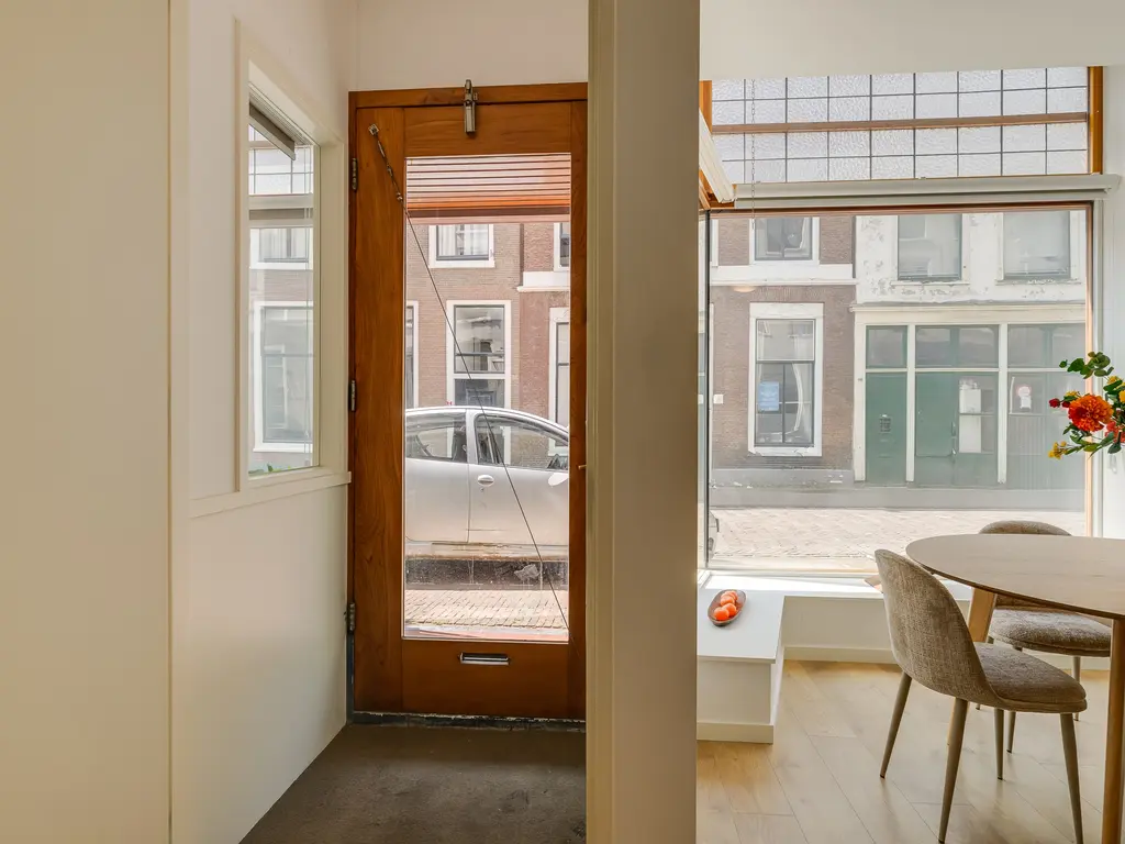 Hogewoerd 104, Leiden