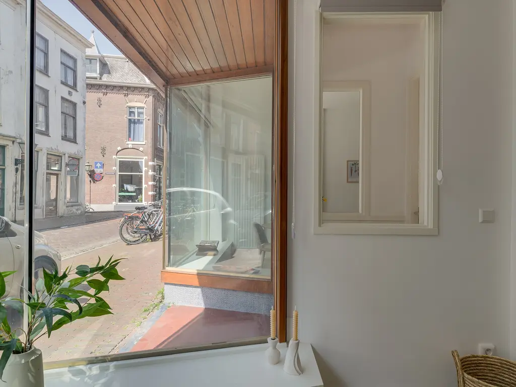 Hogewoerd 104, Leiden
