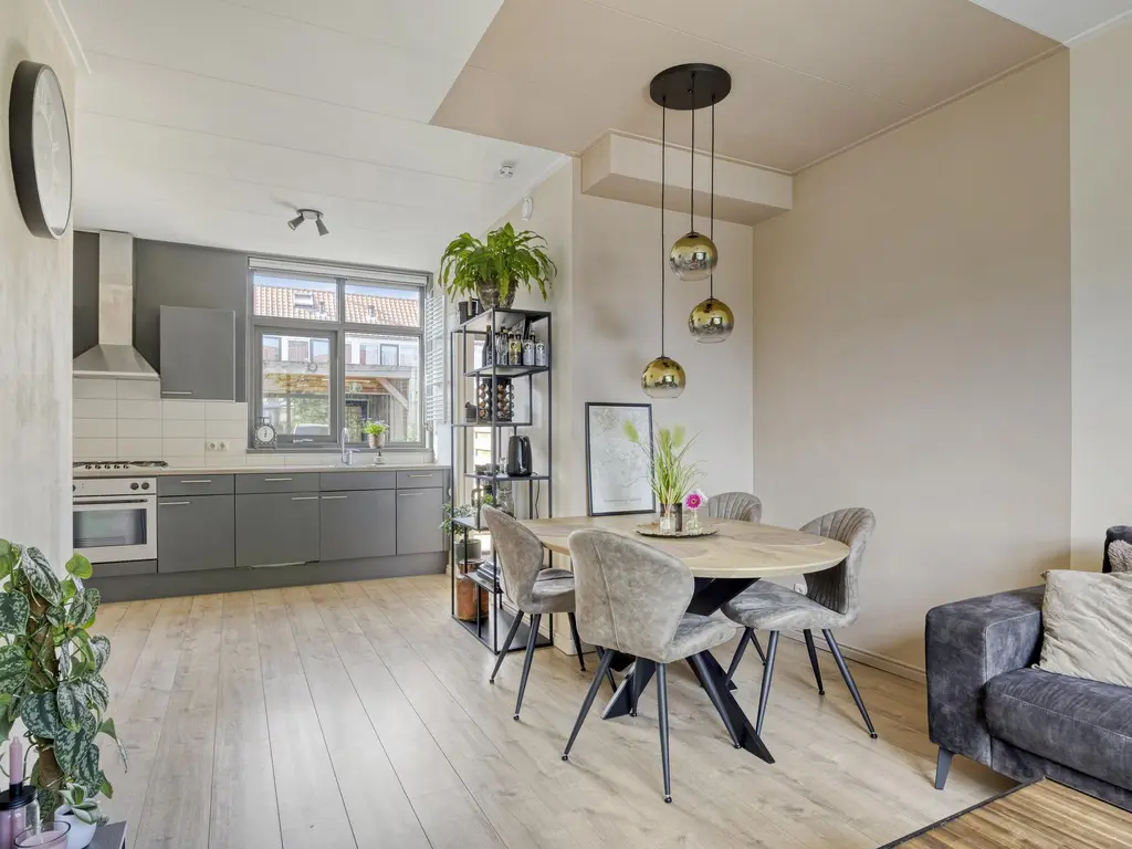 Westlandstraat 25, NAALDWIJK