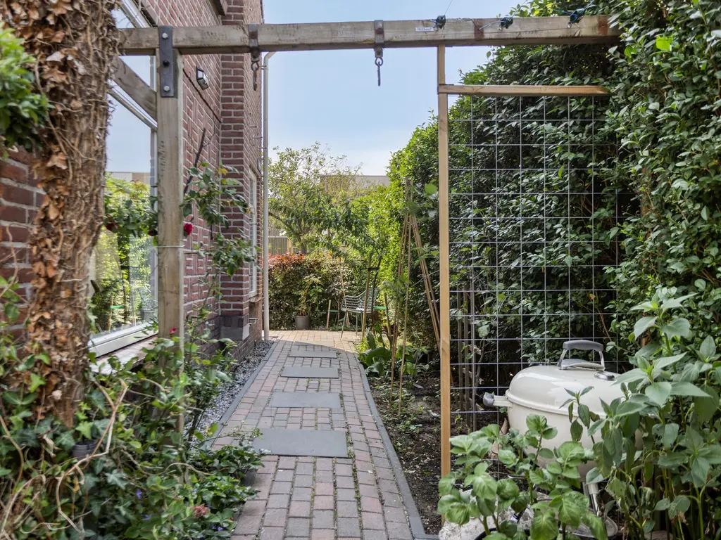 Atjehstraat 81, Leiden