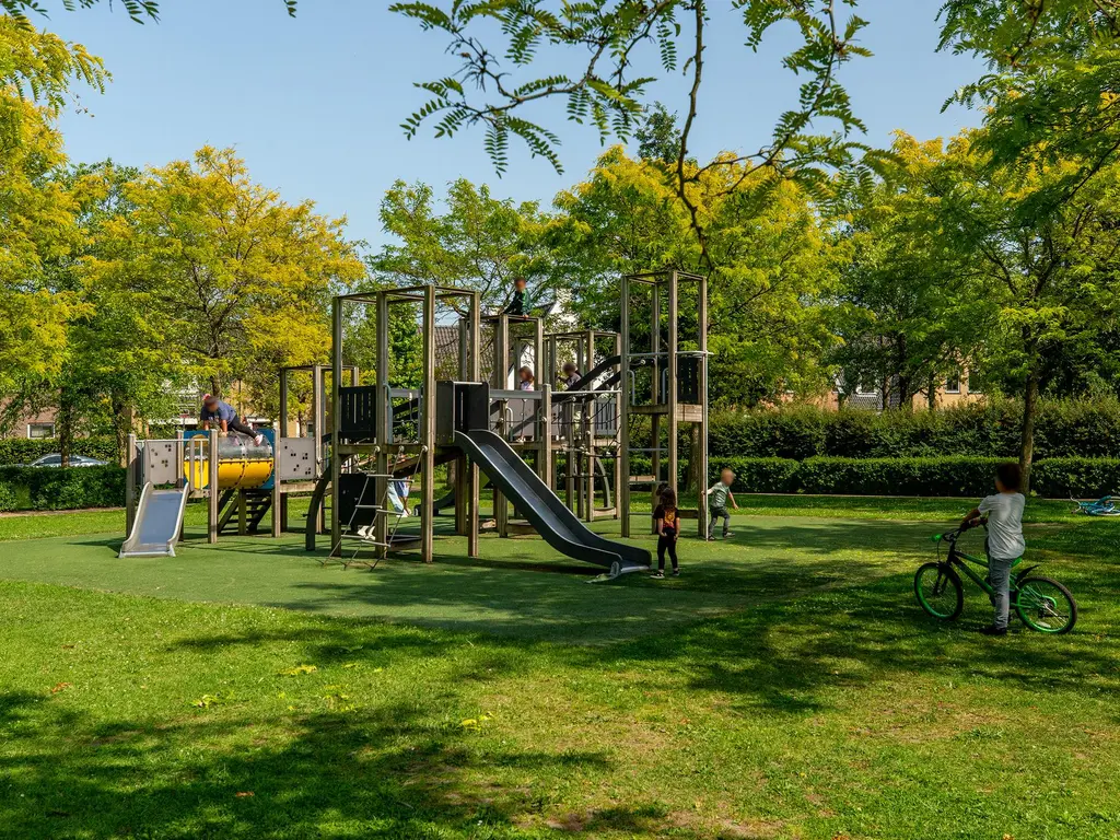 Bakkerspark 28, RHOON