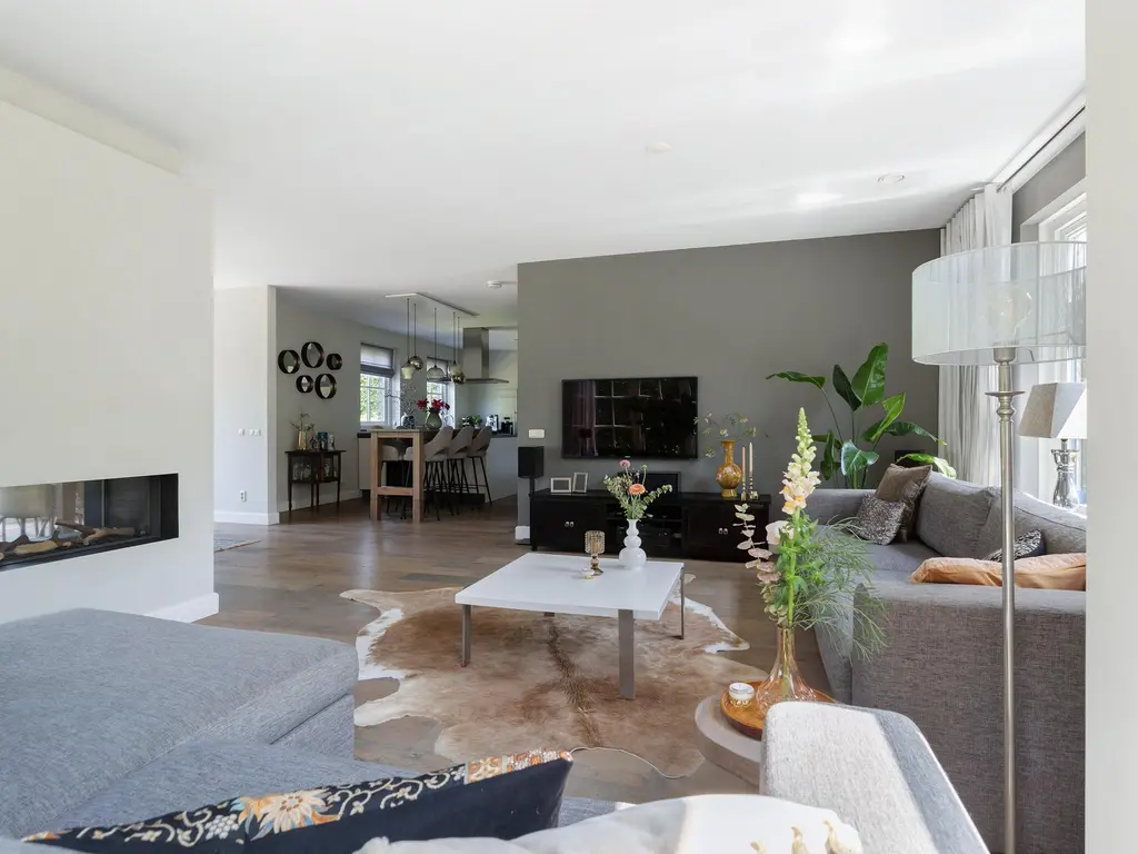 Bakkerspark 28, RHOON