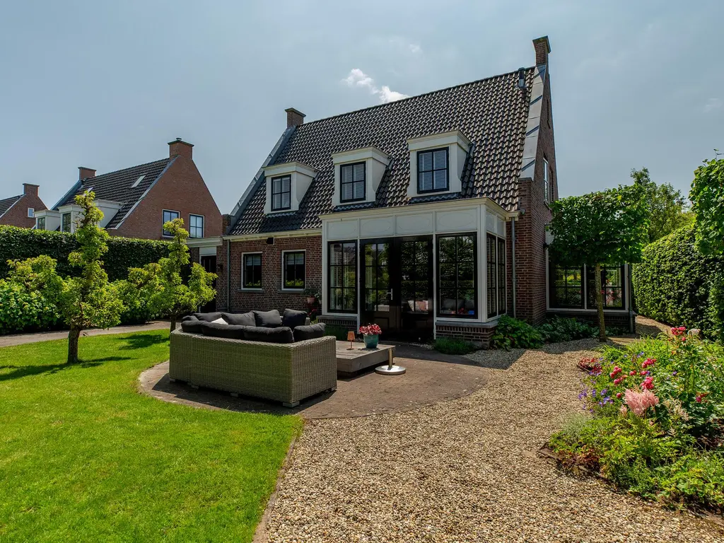 Bakkerspark 28, RHOON