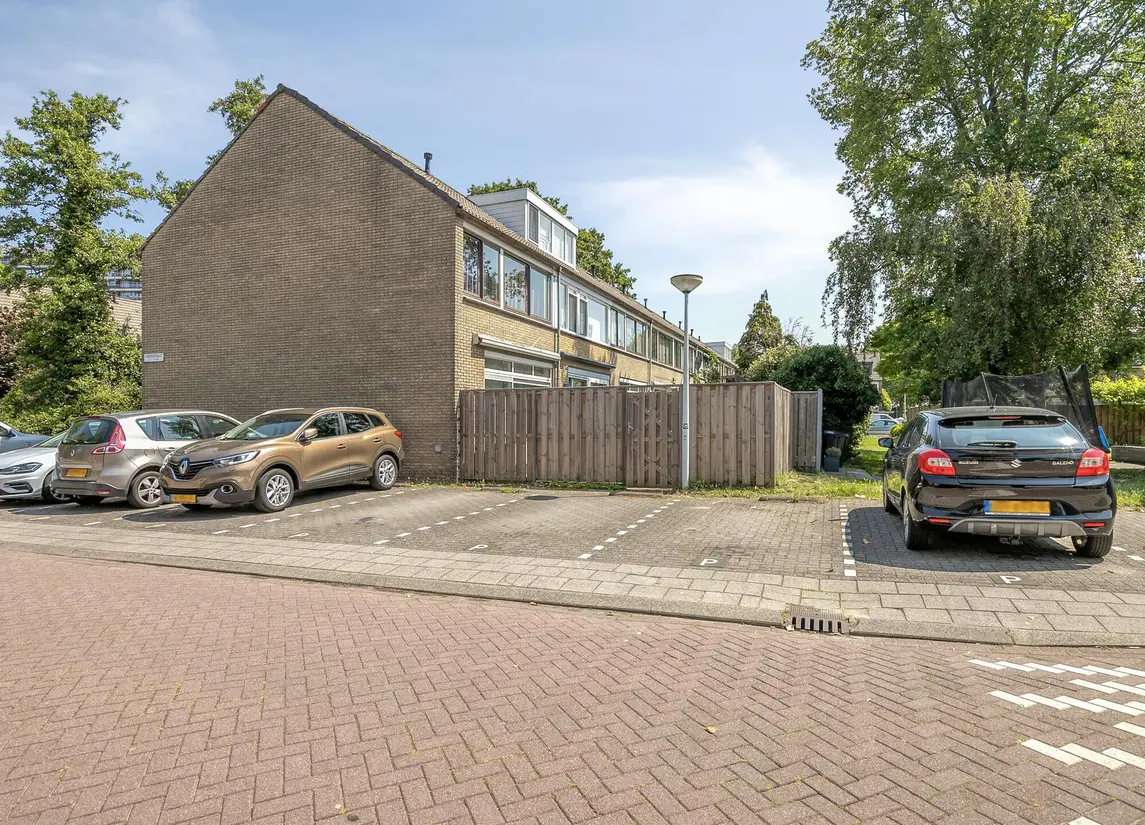 Hoekerstraat 10