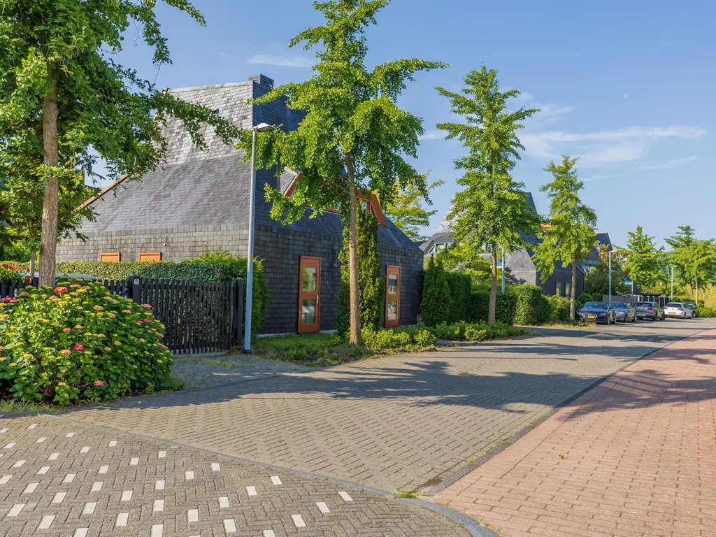 Voorgracht 17, VIJFHUIZEN