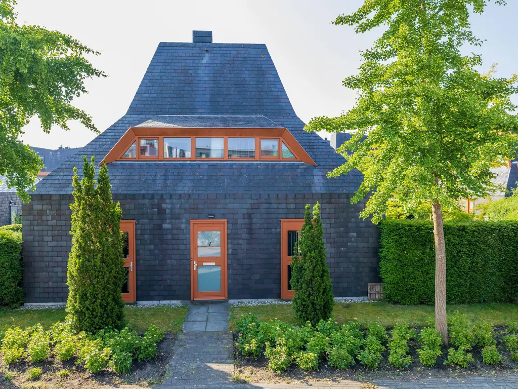 Voorgracht 17, VIJFHUIZEN