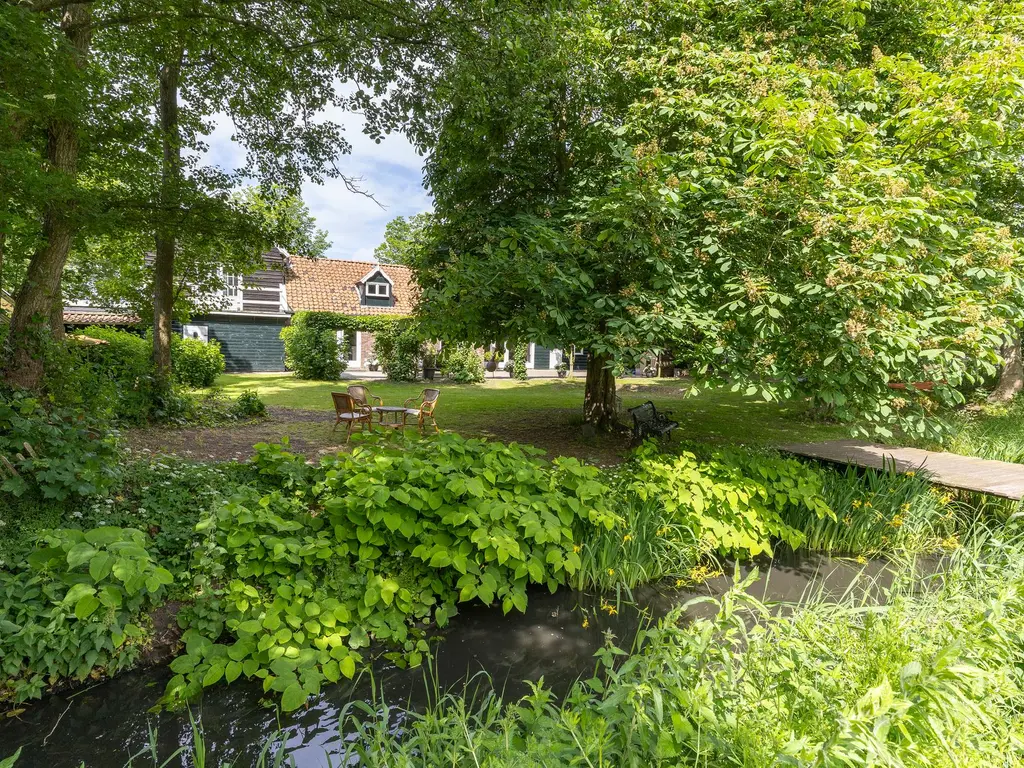 Zuiderweg 12, Opperdoes
