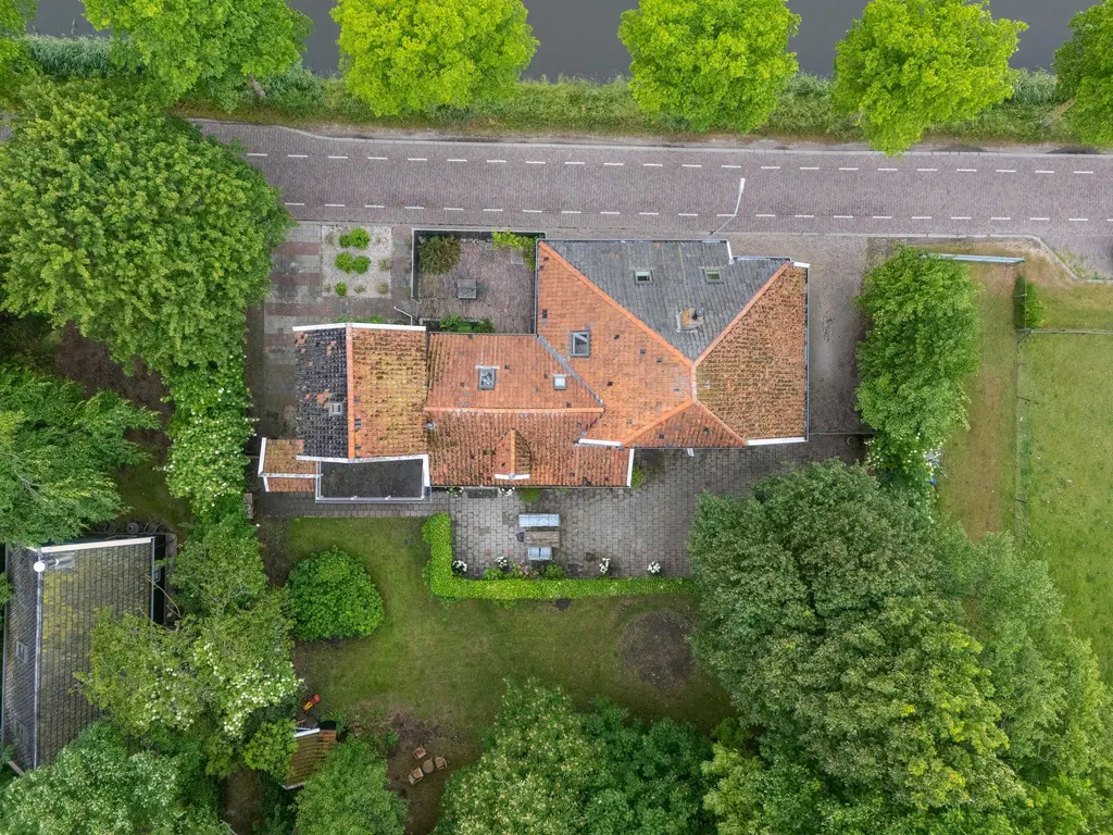 Zuiderweg 12, Opperdoes