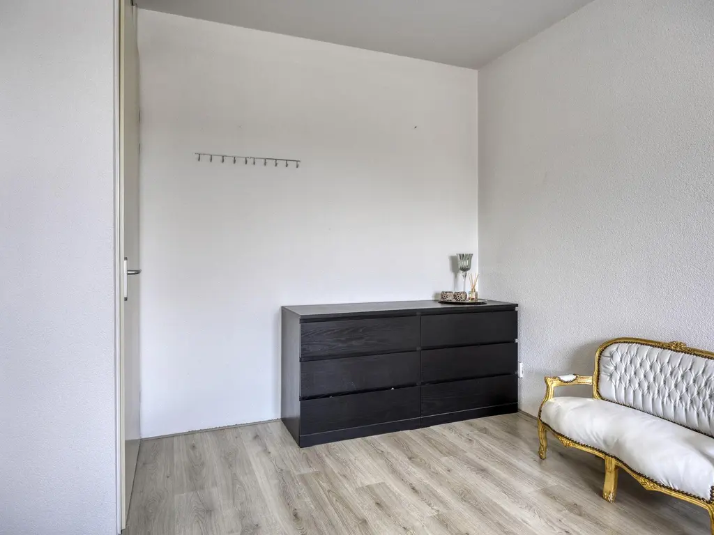 Avenue Carre 12, BARENDRECHT