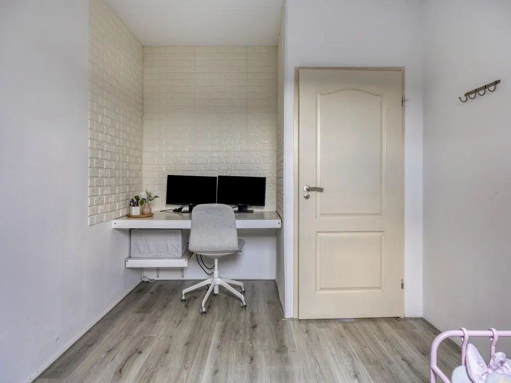 Avenue Carre 12, BARENDRECHT