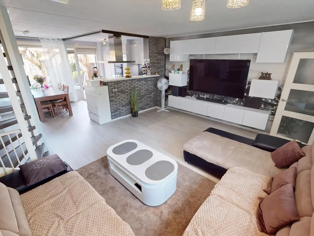 Duiker 50, GROOTEBROEK