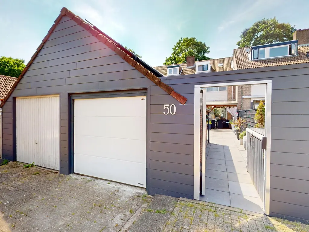 Duiker 50, GROOTEBROEK