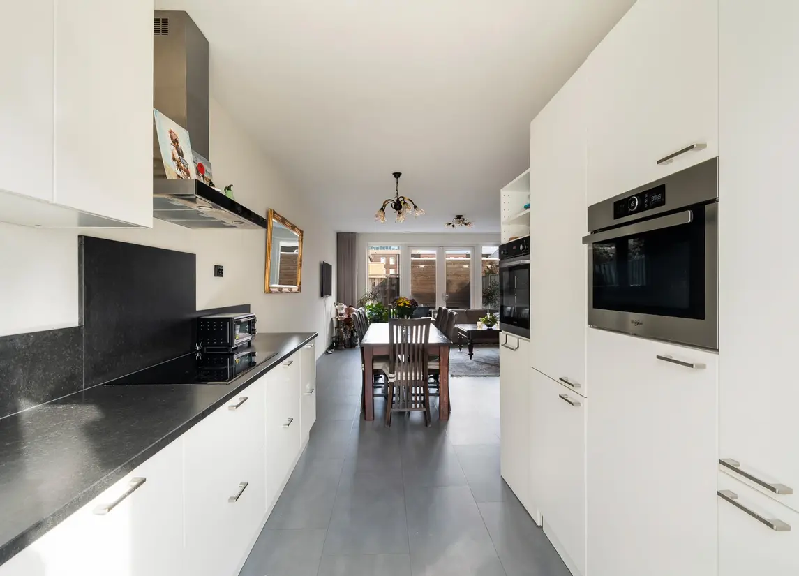 Karimunstraat 11