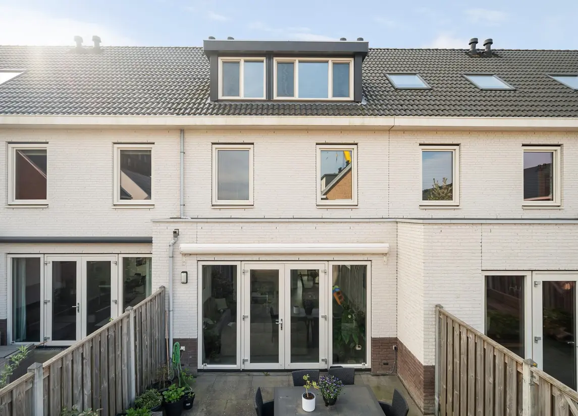 Karimunstraat 11
