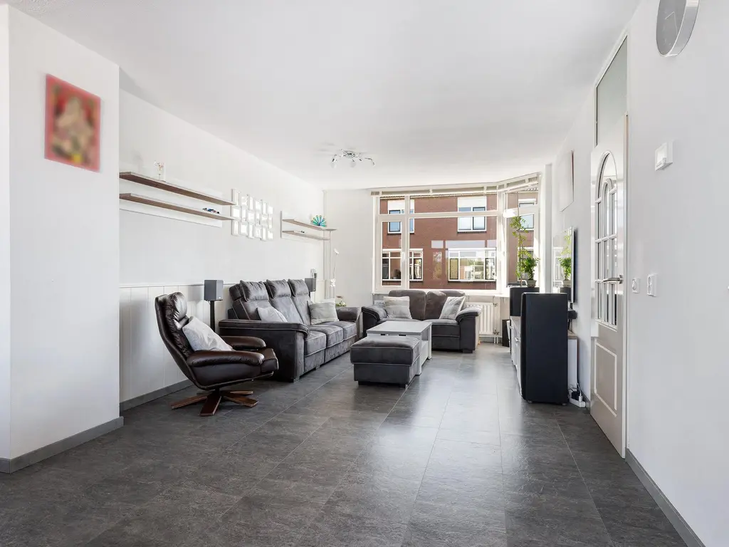 J. Bosmanstraat 30, 'S-GRAVENHAGE