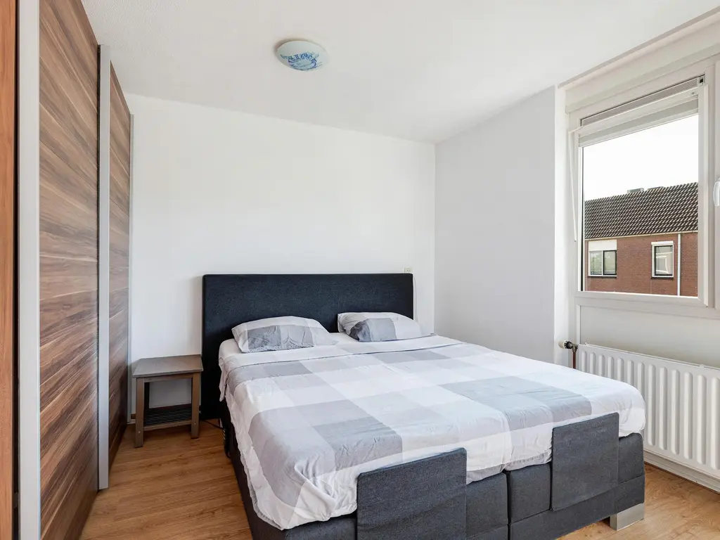 J. Bosmanstraat 30, 'S-GRAVENHAGE